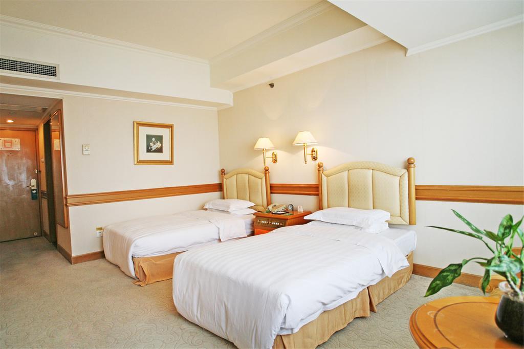 Guangzhou Hotel Pechino Esterno foto